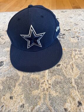 Dallas Cowboys baseball hat in EUC